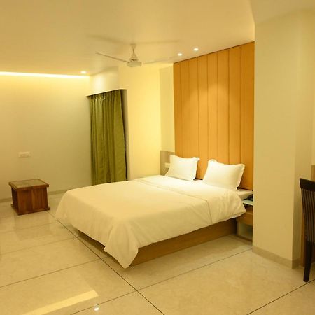 Hotel Parqotel Arnala Екстер'єр фото