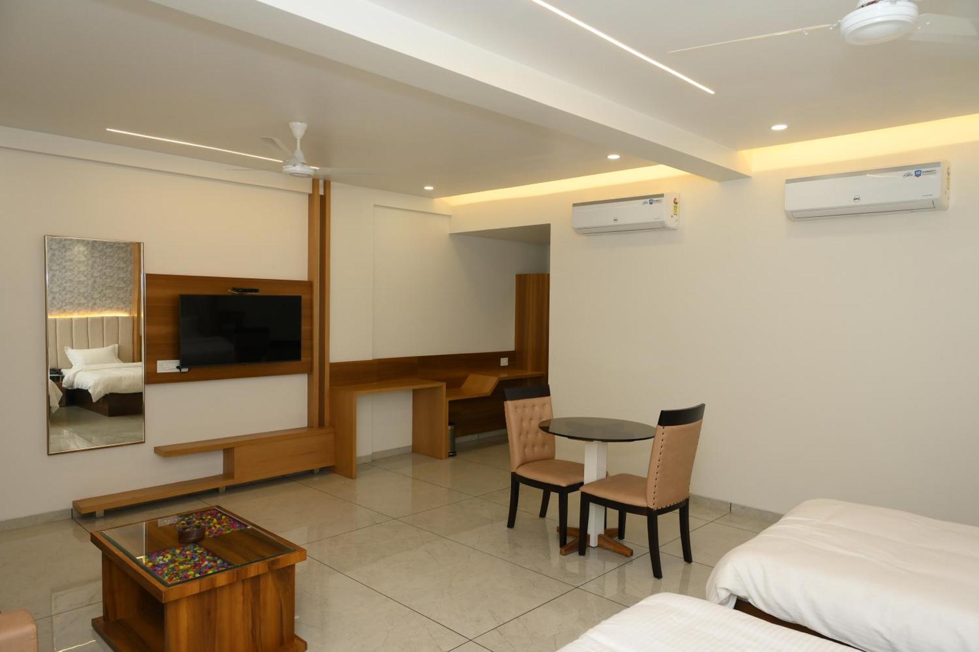 Hotel Parqotel Arnala Екстер'єр фото